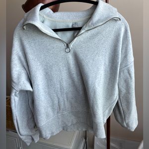 Athleta grey quarter zip. Size medium.